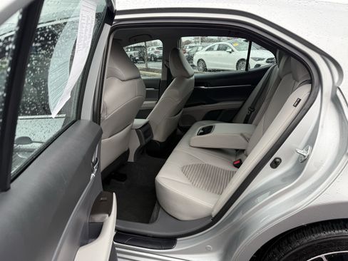 Used 2023 Toyota Camry SE image 15