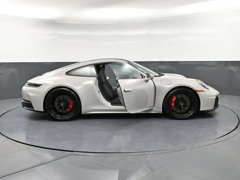 New 2026 Porsche 911 Carrera GTS RWD image 34