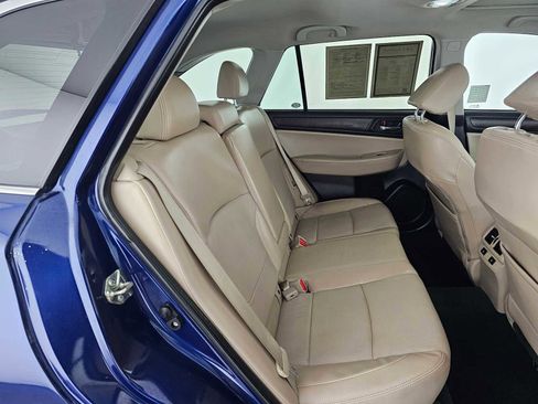 Used 2017 Subaru Outback 2.5i Limited image 12