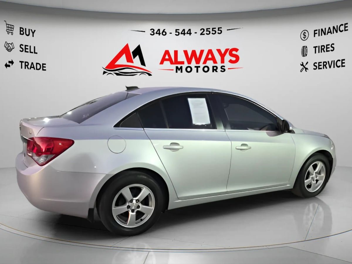 Used 2015 Chevrolet Cruze LT FWD image 12