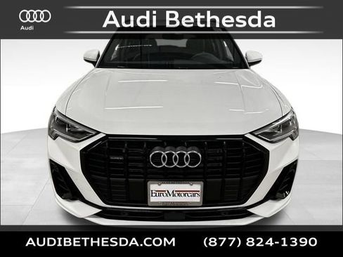 New 2025 Audi Q3 2.0T Premium image 2