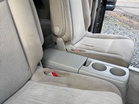 Used 2017 Nissan Quest SV image 36