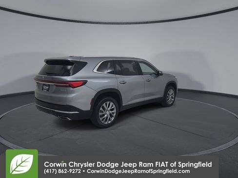 Used 2025 Buick Enclave Preferred FWD image 15