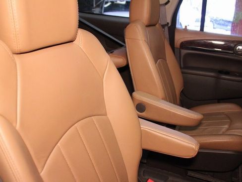 Used 2016 Buick Enclave Premium image 14