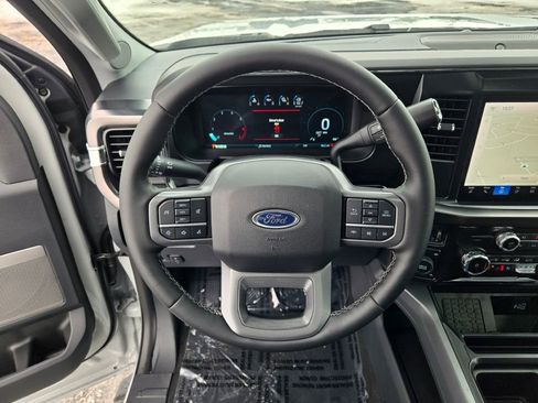 New 2026 Ford F250 Lariat w/ Black Appearance Package image 34