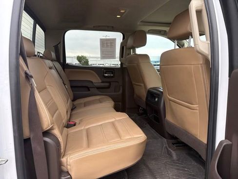 Used 2018 GMC Sierra 2500 Denali w/ Duramax Plus Package AWD/4WD image 20