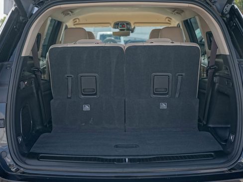 Used 2022 Jeep Grand Cherokee L Limited w/ Luxury Tech Group II image 9