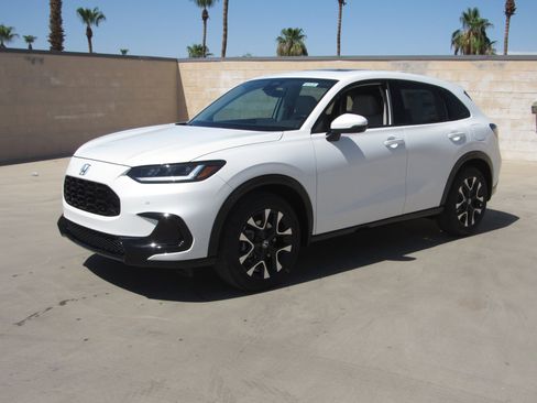 New 2026 Honda HR-V EX-L image 2