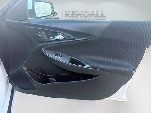Used 2025 Chevrolet Malibu LT FWD image 31