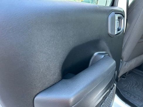 Used 2023 Jeep Wrangler Willys image 22