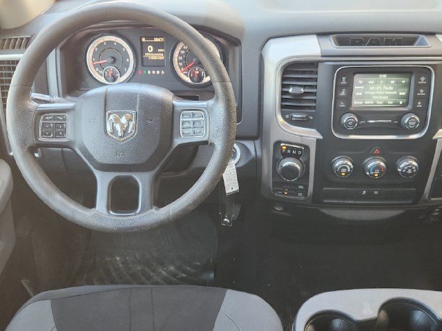 Used 2017 RAM 1500 Classic SLT AWD/4WD image 25