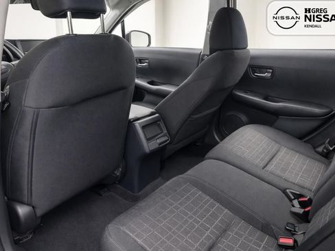 Used 2024 Honda HR-V LX image 12