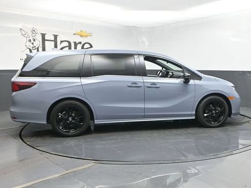 Used 2023 Honda Odyssey Sport image 37