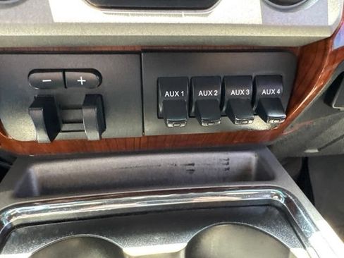 Used 2016 Ford F250 King Ranch w/ FX4 Off-Road Package AWD/4WD image 41