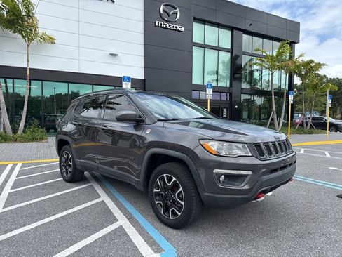 Used 2020 Jeep Compass Trailhawk image 2