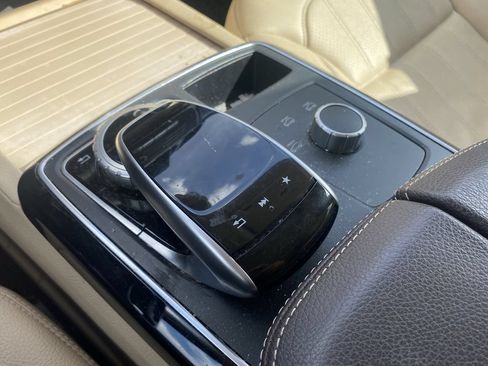 Used 2018 Mercedes-Benz GLE 350 image 9