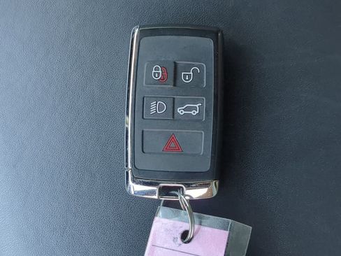 Used 2023 Land Rover Discovery HSE R-Dynamic image 39