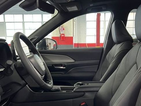 New 2026 Toyota Grand Highlander AWD Hybrid image 14