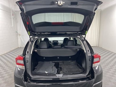 Used 2023 Subaru Crosstrek 2.5i Limited w/ Moonroof Package image 8