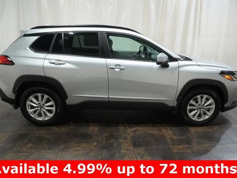 Certified 2023 Toyota Corolla Cross LE image 4