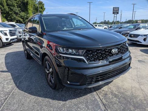 Used 2021 Kia Sorento S w/ Panoramic Sunroof Package FWD image 5