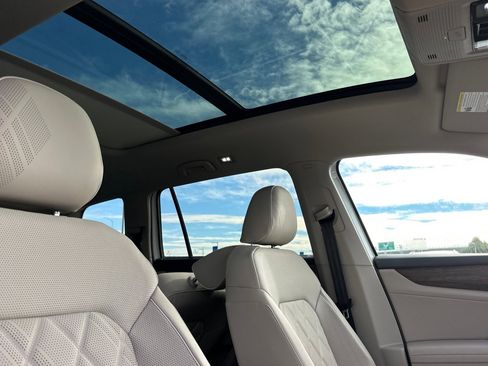 New 2026 Volkswagen Atlas SEL Premium R-Line image 16