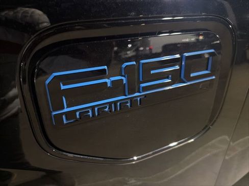 Used 2025 Ford F150 Lightning Lariat image 11