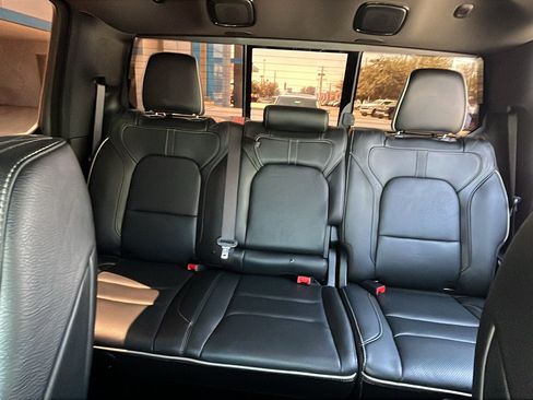 Used 2022 RAM 1500 Limited AWD/4WD image 23