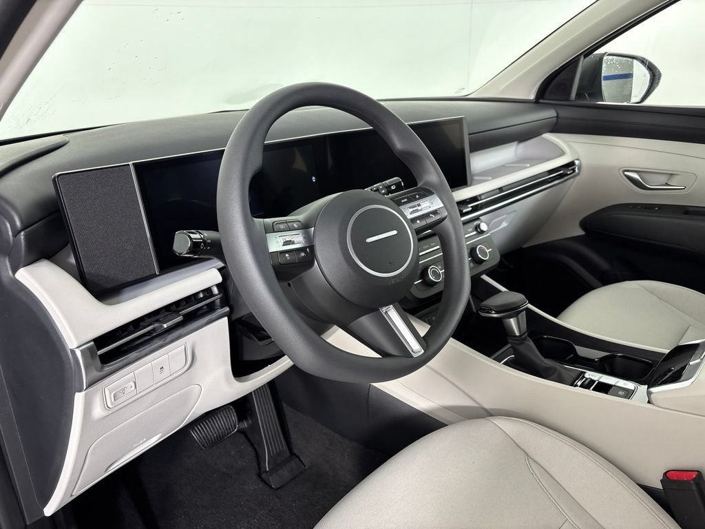 New 2026 Hyundai Tucson SE FWD image 16