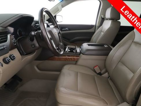 Used 2020 Chevrolet Tahoe Premier AWD/4WD image 16