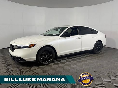 Used 2025 Honda Accord SE image 1