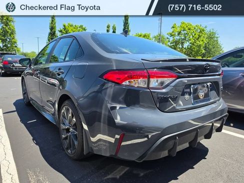 Used 2024 Toyota Corolla SE w/ SE Premium Package FWD image 4