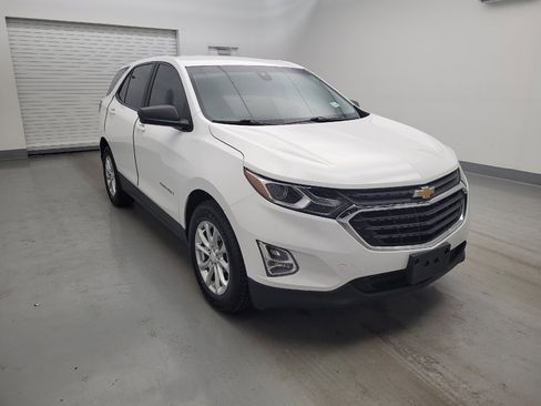 Used 2021 Chevrolet Equinox LS FWD image 13