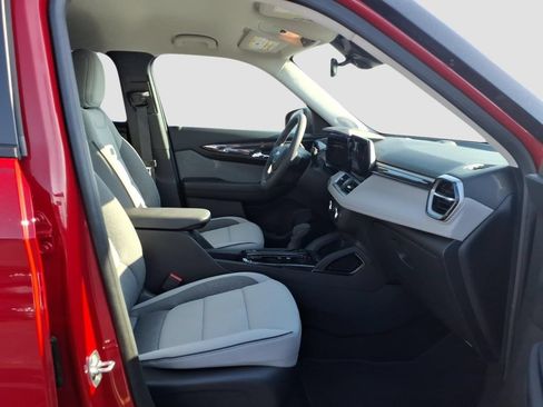 Used 2026 Chevrolet TrailBlazer LS w/ LS Convenience Package FWD image 10