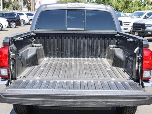 Used 2022 Toyota Tacoma SR5 image 24