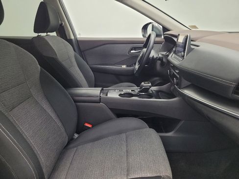 Used 2023 Nissan Rogue SV FWD image 21