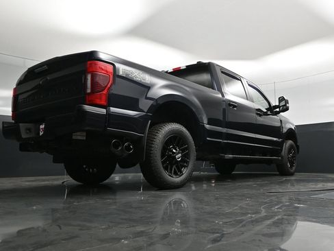 Used 2022 Ford F250 Lariat w/ Black Appearance Package AWD/4WD image 48