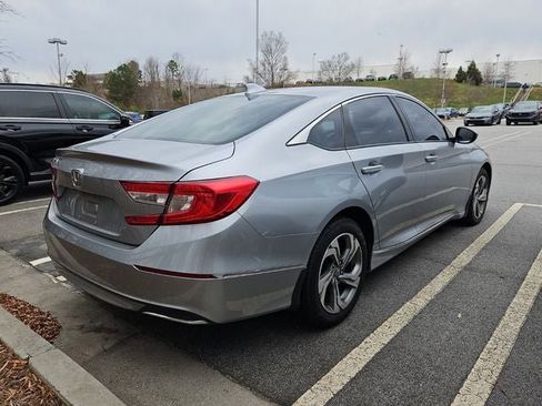Used 2019 Honda Accord EX image 10