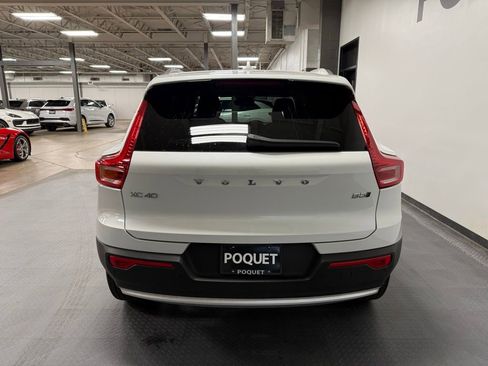 Used 2023 Volvo XC40 B5 Plus w/ Climate Package AWD/4WD image 5