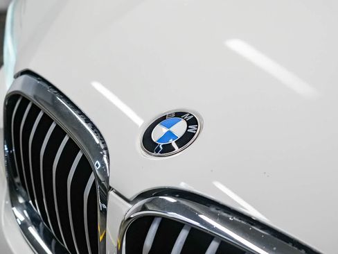 Used 2019 BMW X3 sDrive30i w/ Convenience Package RWD image 3