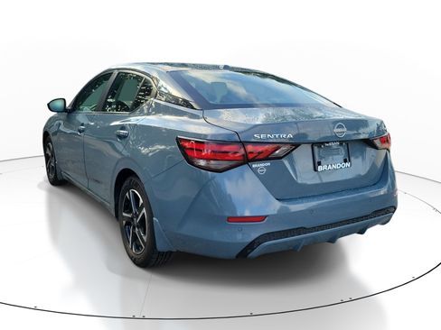 Certified 2024 Nissan Sentra SV FWD image 5