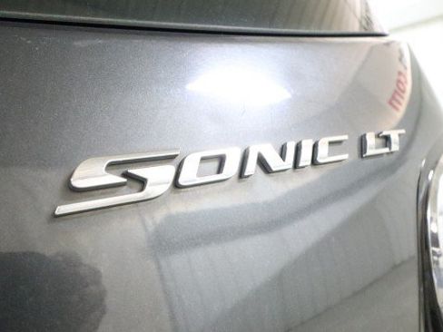 Used 2015 Chevrolet Sonic LT FWD image 19