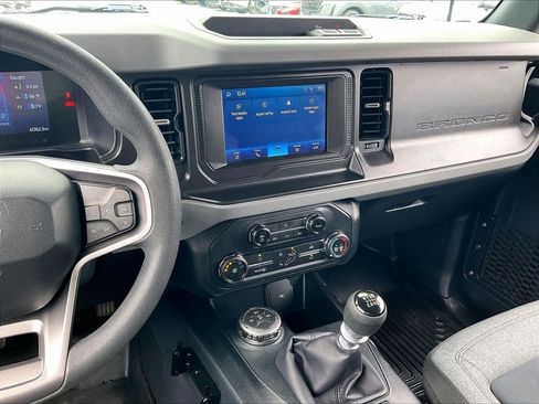 Used 2021 Ford Bronco 2-Door AWD/4WD image 18