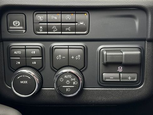 New 2026 Chevrolet Tahoe Premier AWD/4WD image 30
