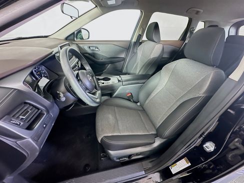 Used 2023 Nissan Rogue SV image 13