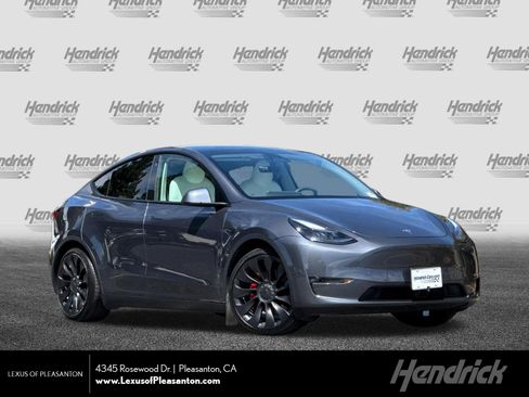 Used 2022 Tesla Model Y Performance AWD/4WD image 1