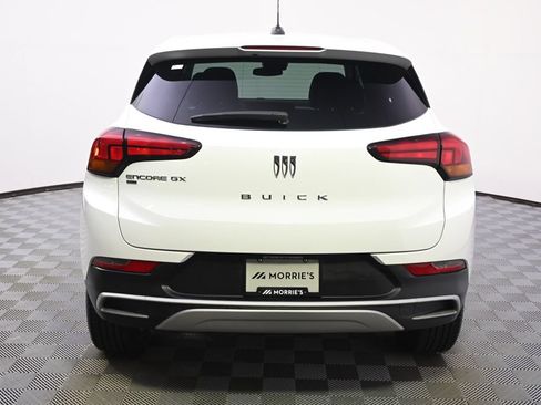 Used 2025 Buick Encore GX Preferred AWD/4WD image 5