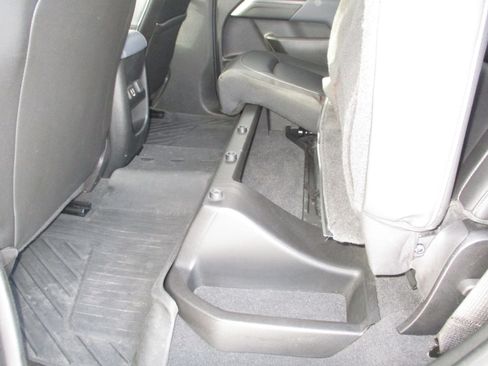Used 2021 Chevrolet Colorado Z71 AWD/4WD image 24