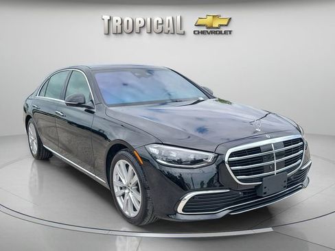 Used 2025 Mercedes-Benz S 500 4MATIC image 4