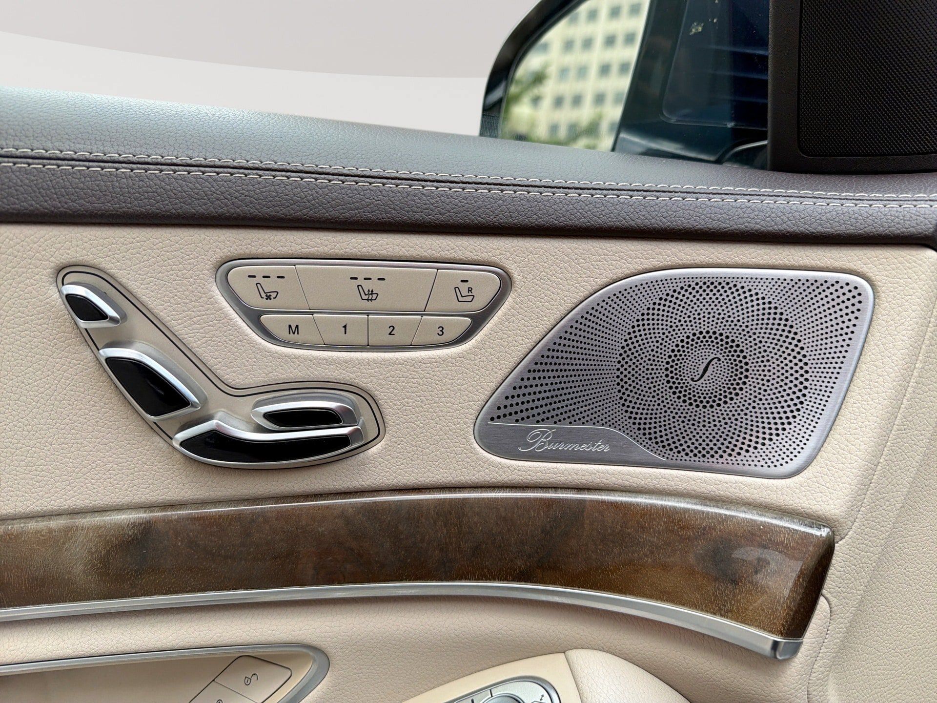 Used 2015 Mercedes-Benz S 550 4MATIC Sedan image 14